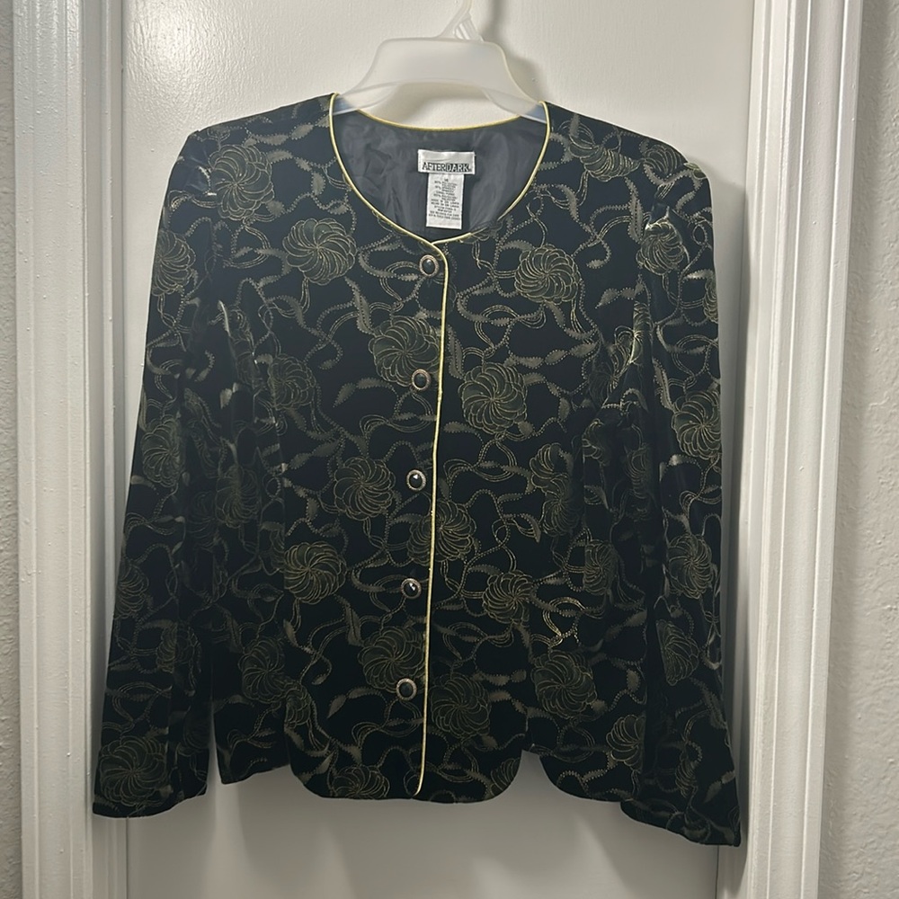 Embroidered Black & Green Vintage Blazer